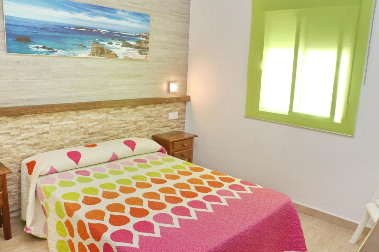 Bungalow La Roa con piscina comunitaria y privada Conil De La Frontera Esterno foto